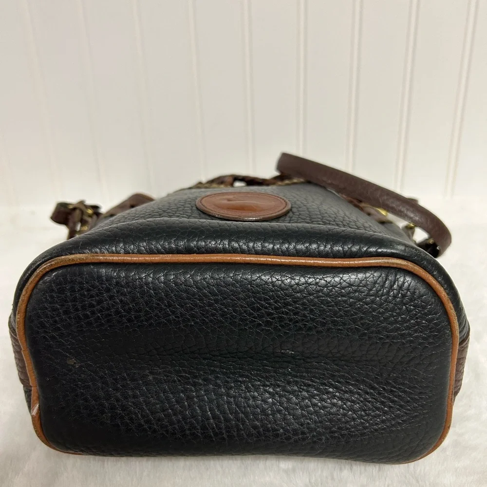Dooney & Bourke VINTAGE Teton Bucket Bag - Picture 11 of 13
